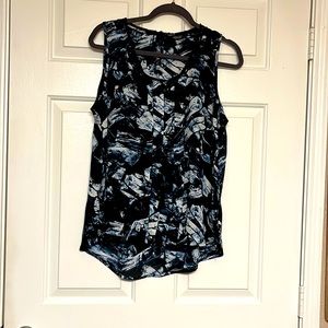Simply Vera high-low blouse size M